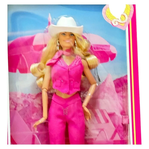 Barbie Western The Movie Collectible Doll Margot Robbie Pink Outfit New 2024 - Picture 3 of 6